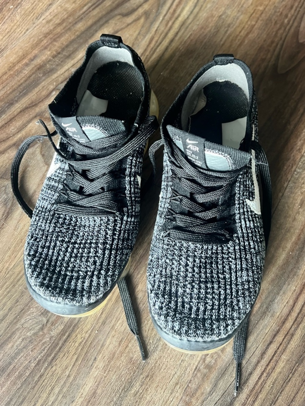 Nike Vapormax Flyknit Oreo Black Gray Running Athletic Shoes Womens 6.5